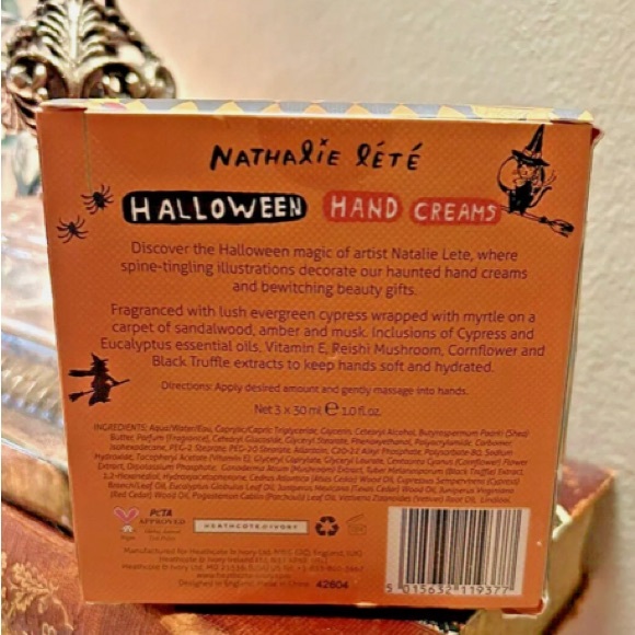 NIB: Heathcote & Ivory HALLOWEEN 🎃 Haunted Hand Cream Trio-NATHALIE LETE - Picture 2 of 2